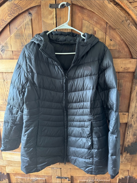 The North Face Jackets & Blazers - The North Face Women's Black Hooded Down Puffer Jacket
